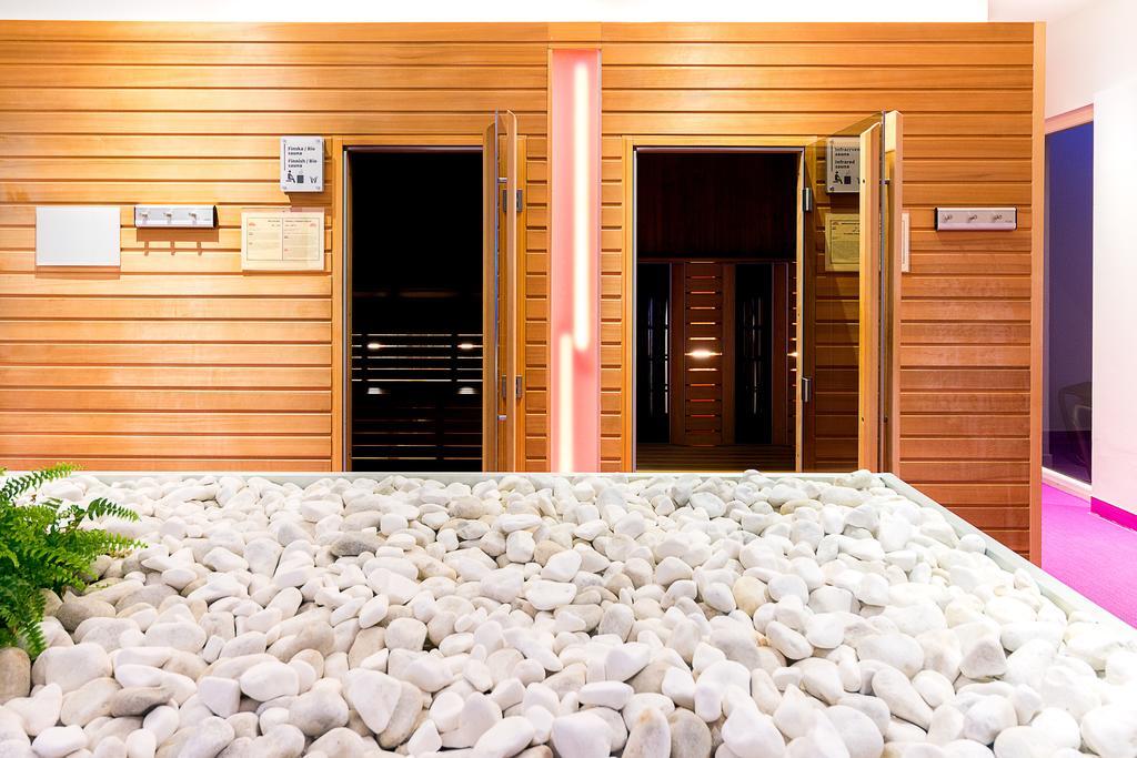 Wellness Hotel Villa Magdalena Krapinske Toplice Exteriör bild
